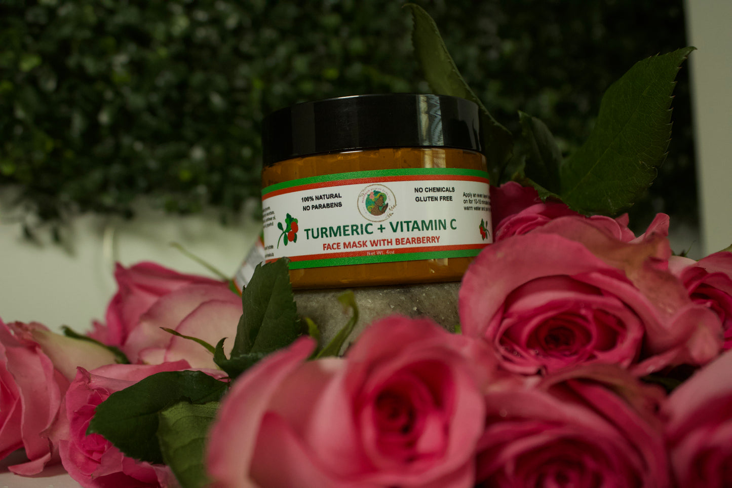 Turmeric + Vitamin C Face Mask with Bearberry